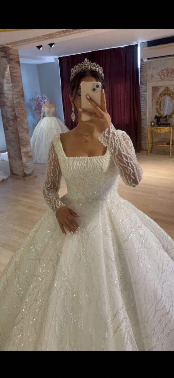 Robe LYNA