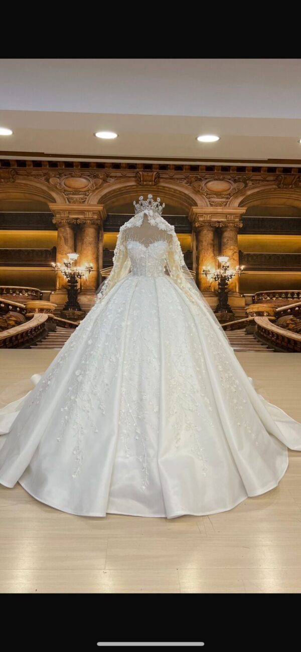 Robe Neverly